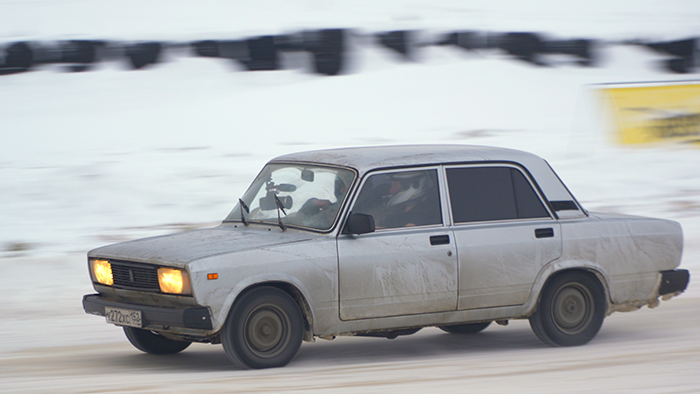 Жига спереди, серебристая